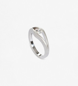 Solitari d'or blanc de 18 kt i diamant 0,30ct VS1 F