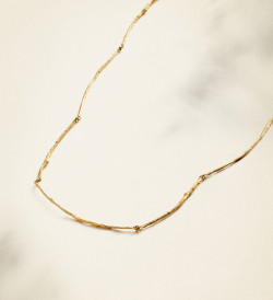 Collaret or 18q Romaní 45cm