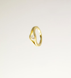 Solitari or groc diamant 0,51ct VVS1 F
