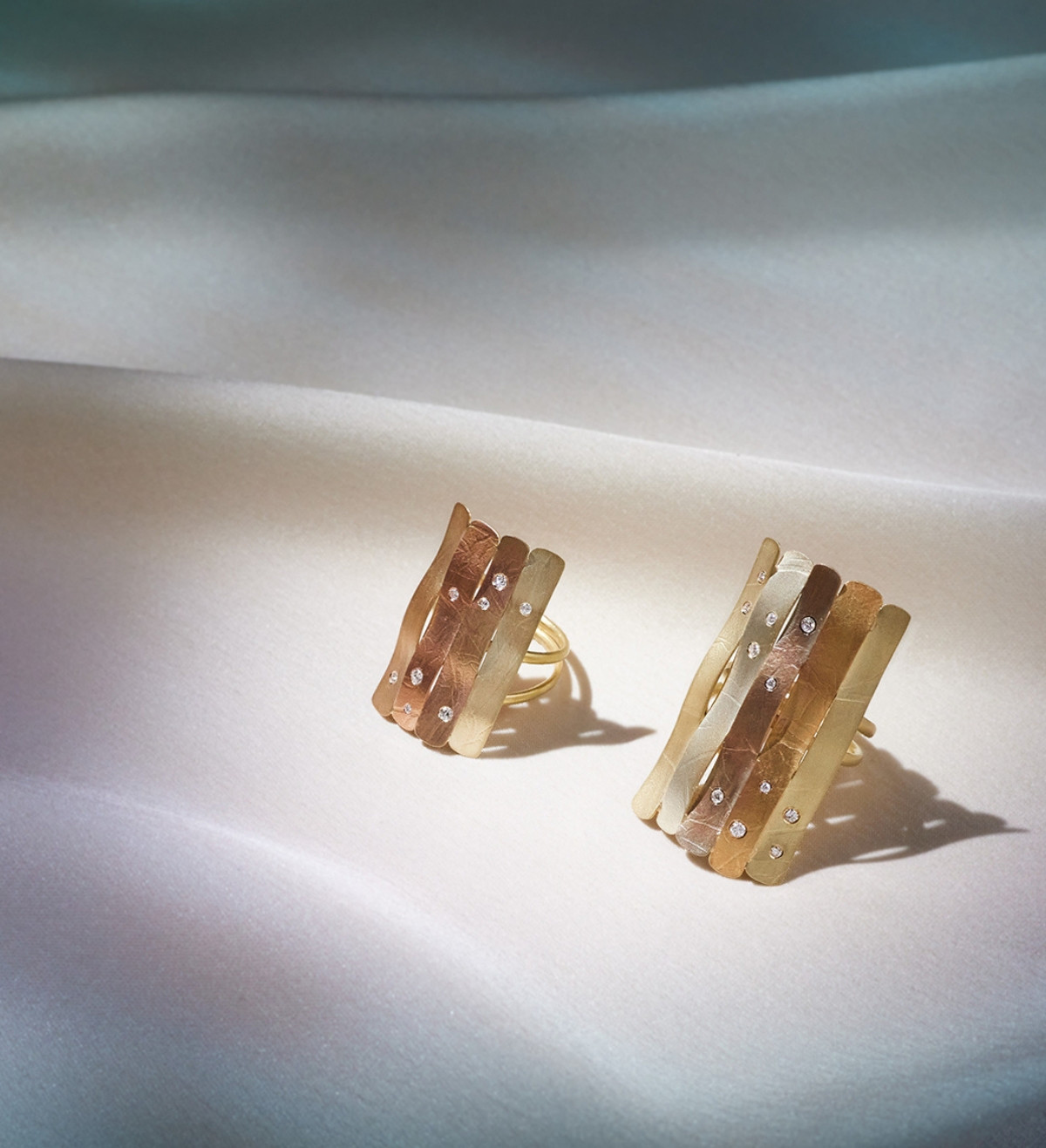 Anell Oceà en or i diamants (0,125 ct)